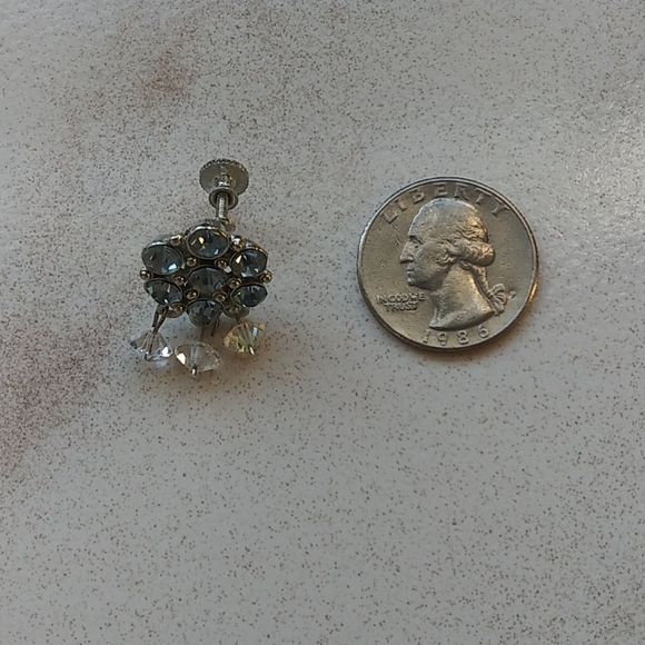 Vintage Blue Crystal Costume Crank Earrings - Picture 13 of 14